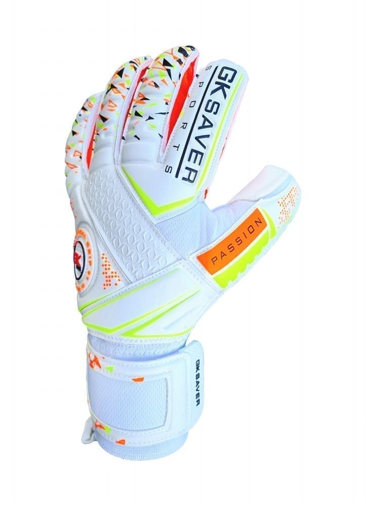 Best football goalkeeper Gloves uk